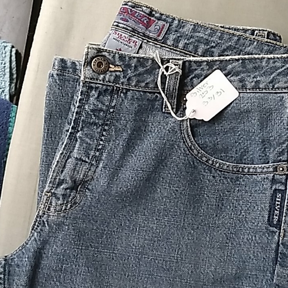 Jeans - Picture 3 of 3